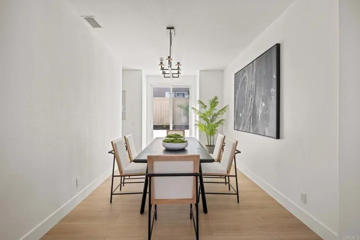 1689 Docena Road, Carlsbad, California 92011