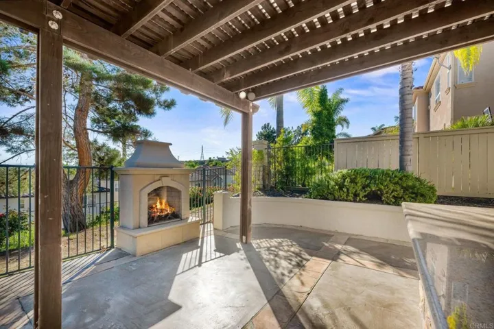 1689 Docena Road, Carlsbad, California 92011