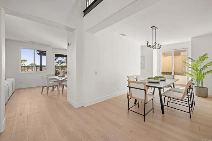 1689 Docena Road, Carlsbad, California 92011