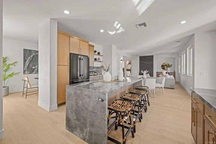 1689 Docena Road, Carlsbad, California 92011