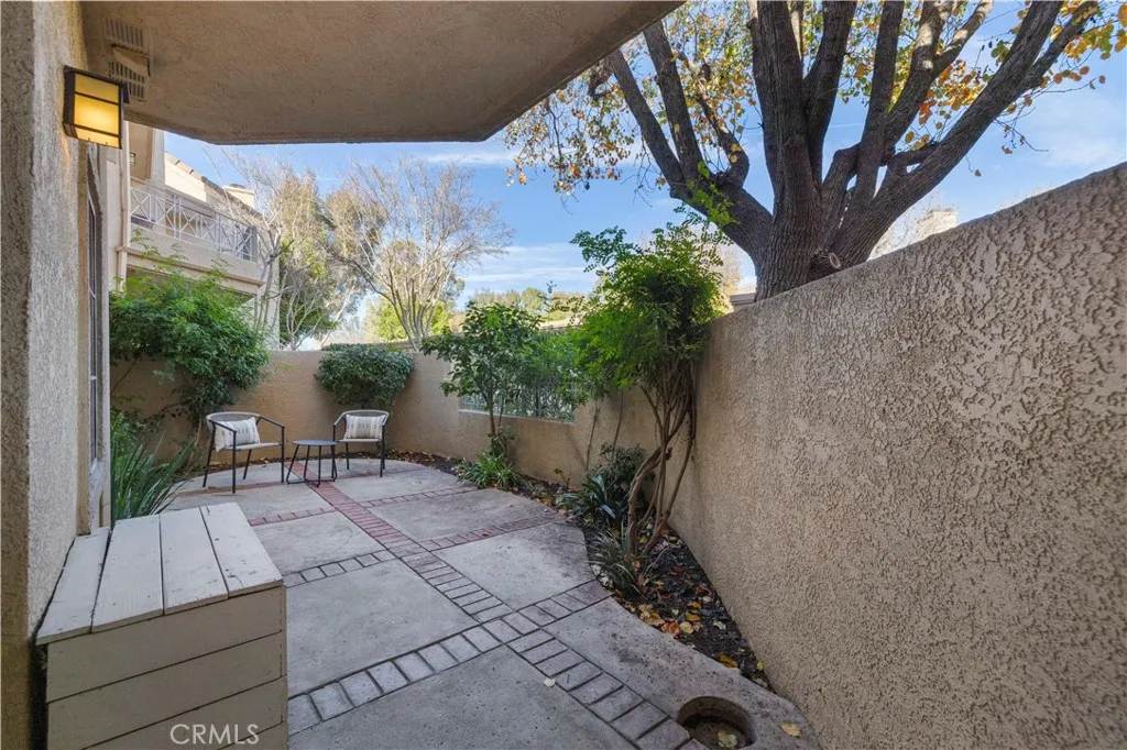 23839 Del Monte Drive 91, Valencia, California 91355 home-pic-21