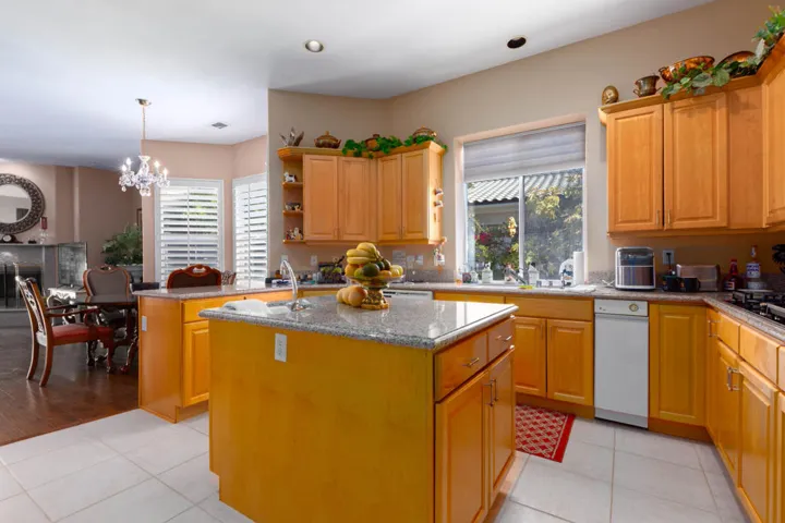 ABREP-22.jpg Alt=" kitchen-rancho-mirage