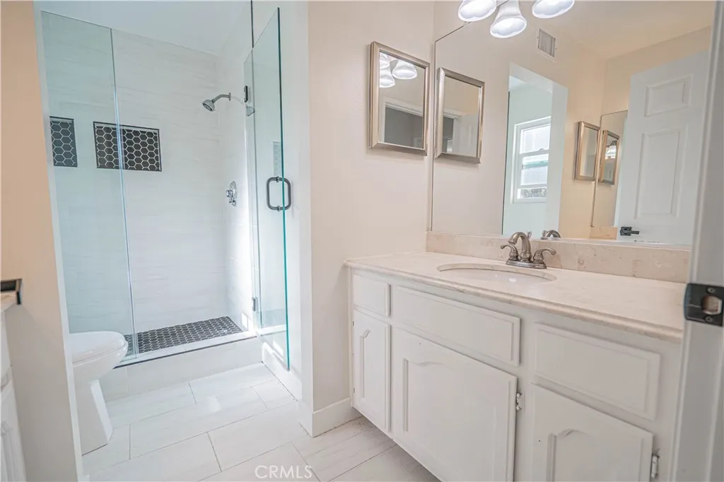 Bathroom #2