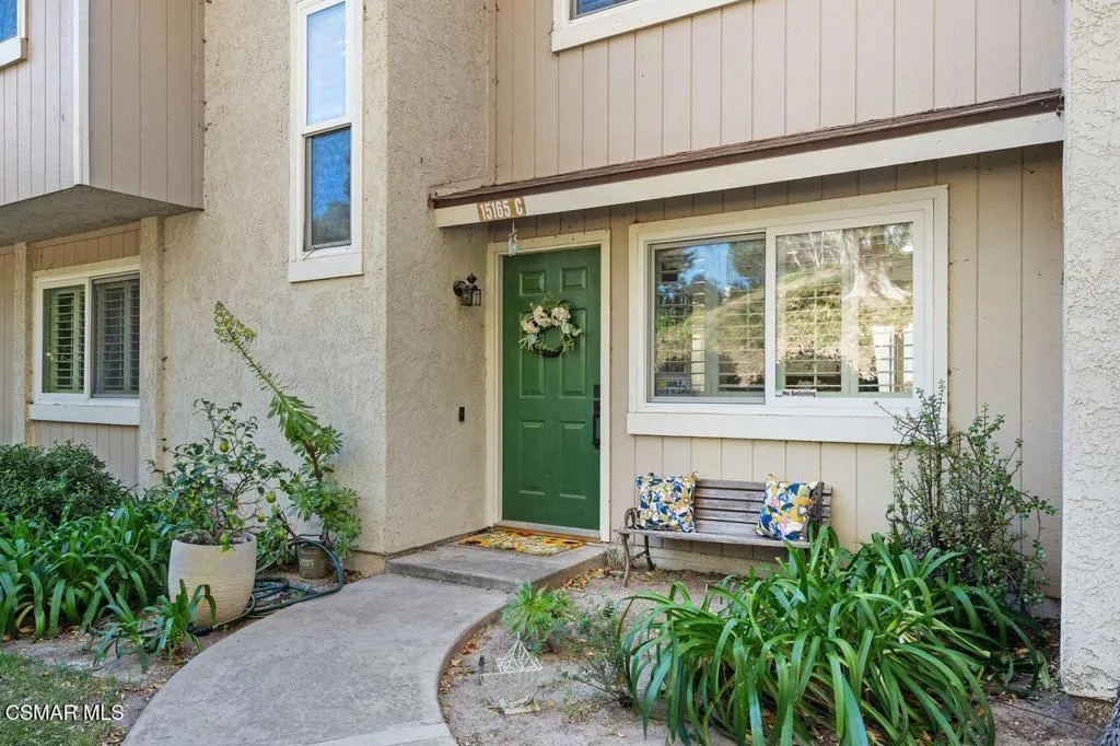 15165 Marquette Street C, Moorpark, California 93021 home-pic-2