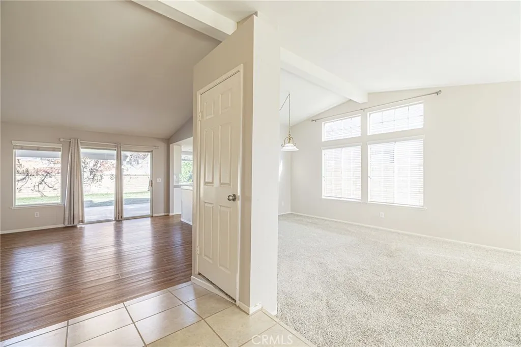 2047 Sundance Court, Palmdale, California 93351 home-pic-28
