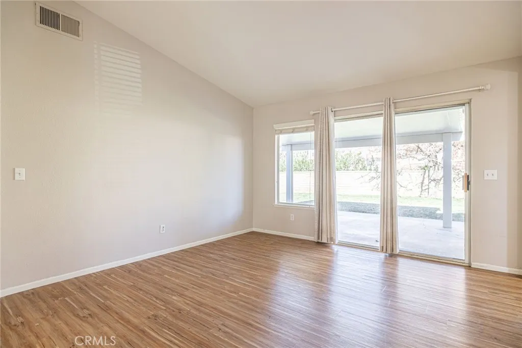 2047 Sundance Court, Palmdale, California 93351 home-pic-11