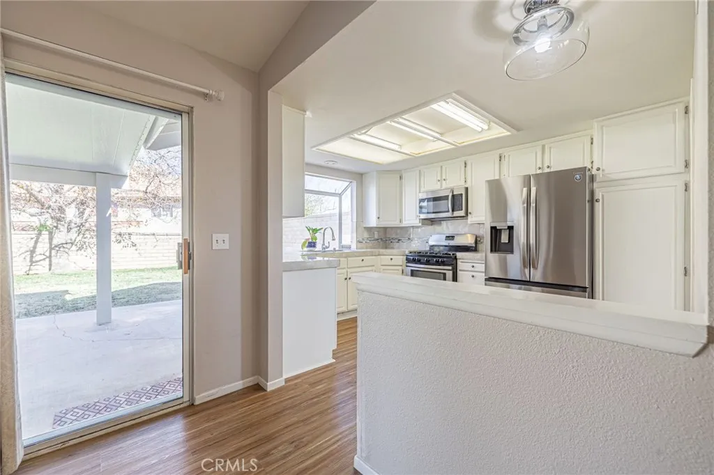 2047 Sundance Court, Palmdale, California 93351 home-pic-21