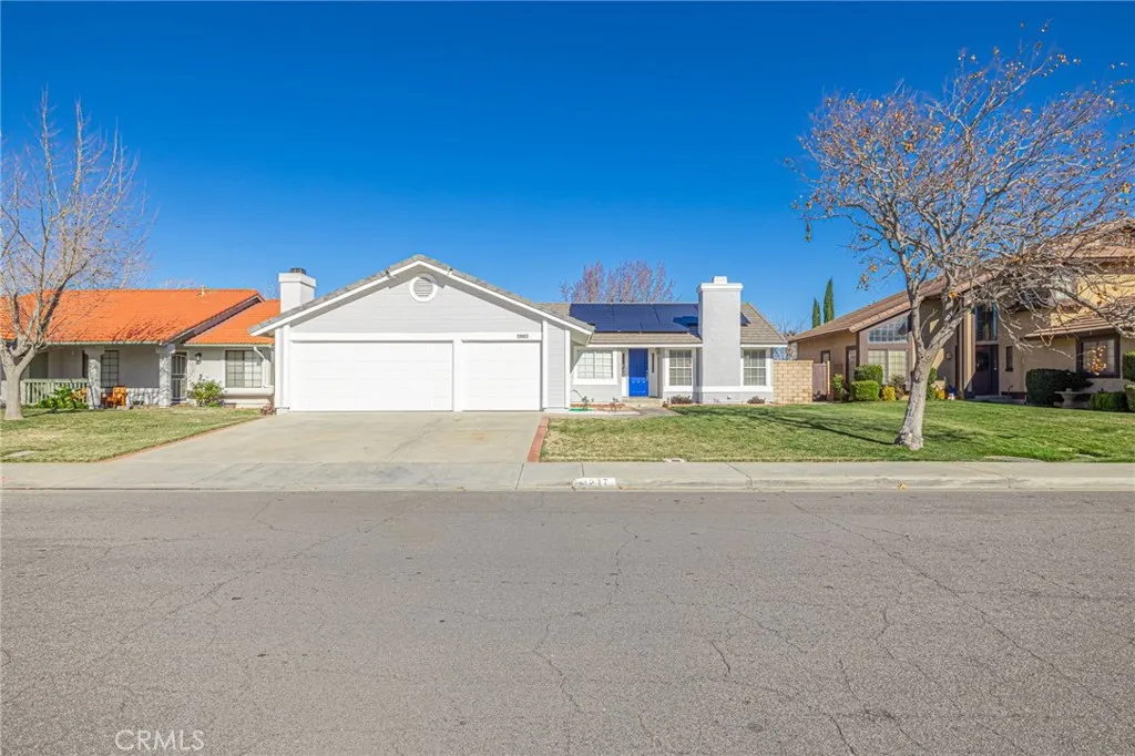 2047 Sundance Court, Palmdale, California 93351 home-pic-31