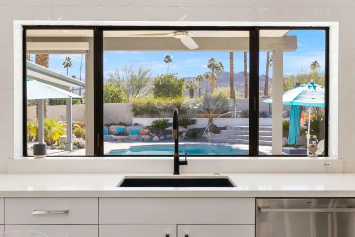 2-web-or-mls-52-web-or-mls-AM4A0181