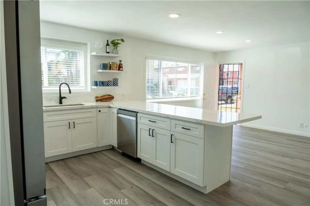 41 Scottsdale S, Carson, California 90745 home-pic-4