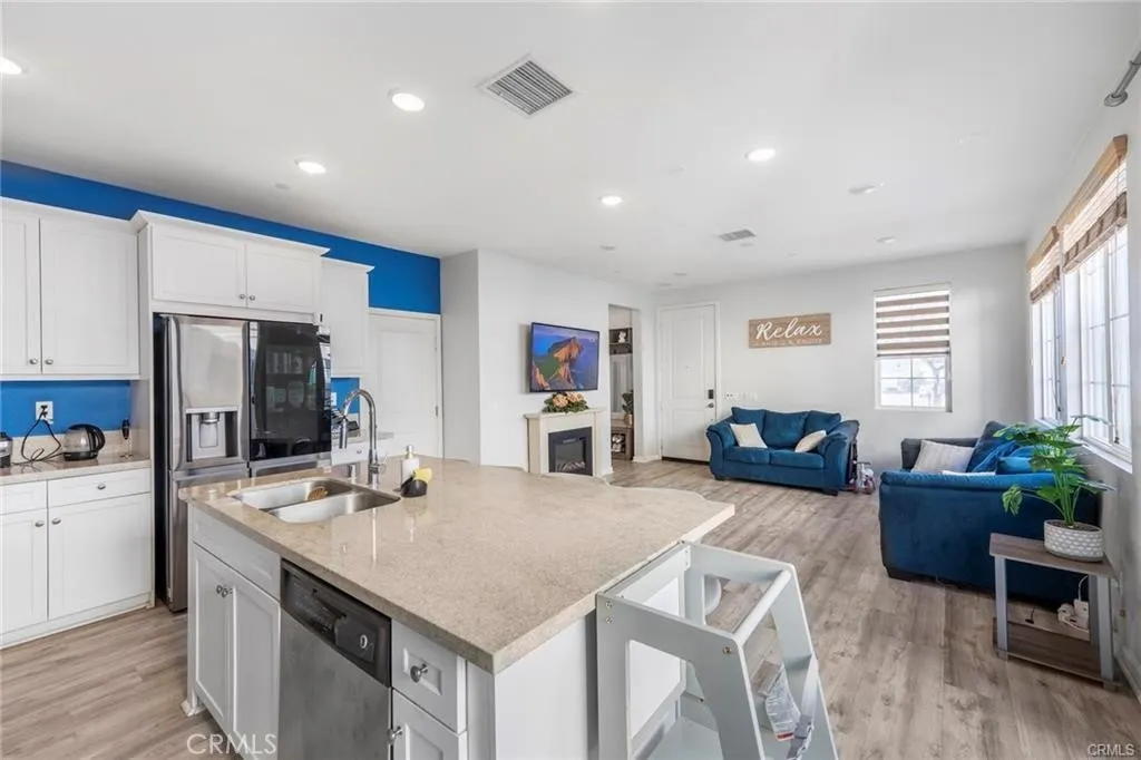 1633 Topeka, Upland, California 91784 home-pic-10