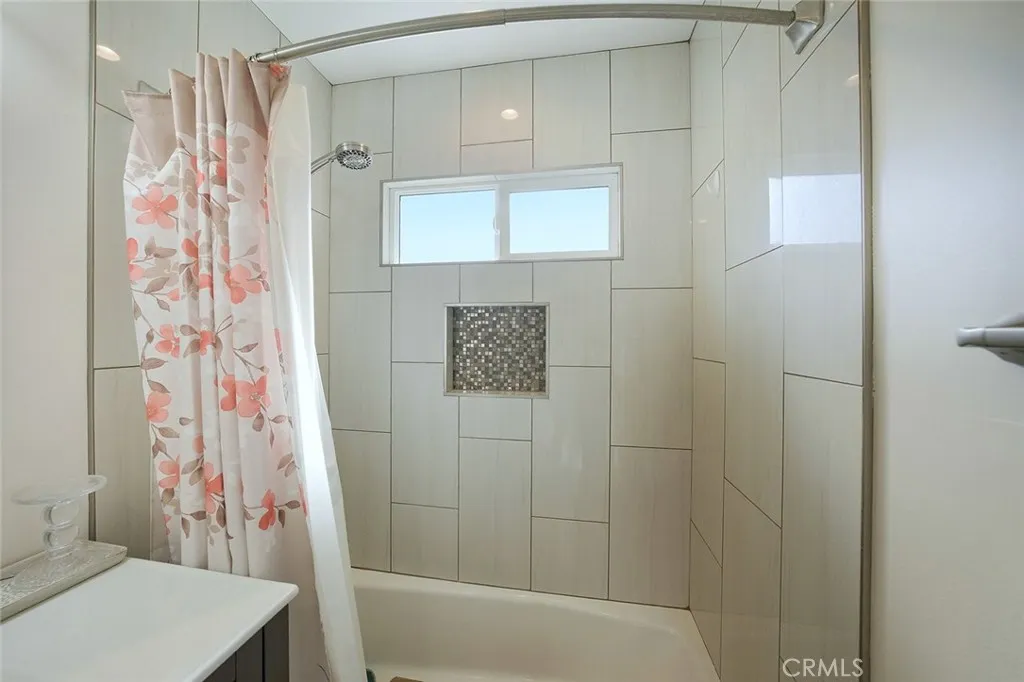 8046 California Avenue, Whittier, California 90602 home-pic-21