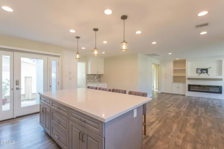 1720ELINFIELD_FLEXMLS-21
