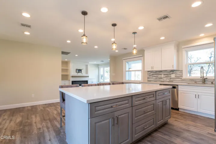 1720ELINFIELD_FLEXMLS-19