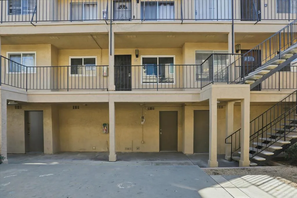 239 50th Street 35, San Diego, California 92102 home-pic-20