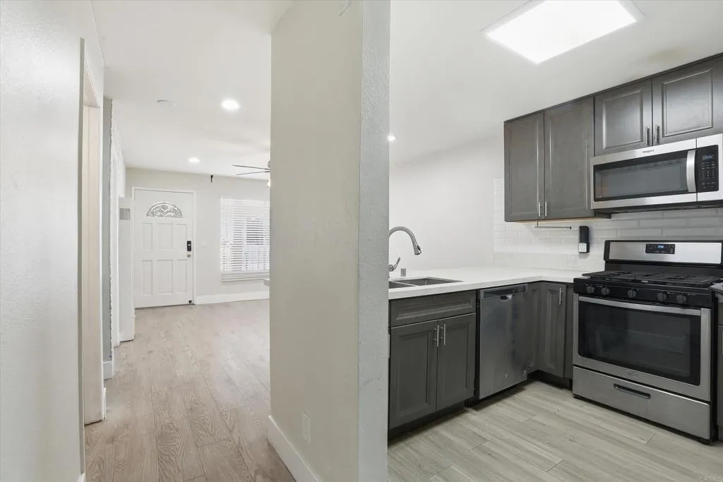 239 50th Street 35, San Diego, California 92102 home-pic-7
