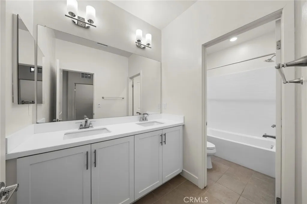 330 Via Amor Place, Fullerton, California 92832 home-pic-26