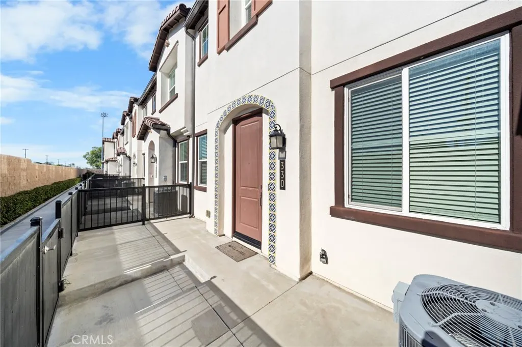 330 Via Amor Place, Fullerton, California 92832 home-pic-28