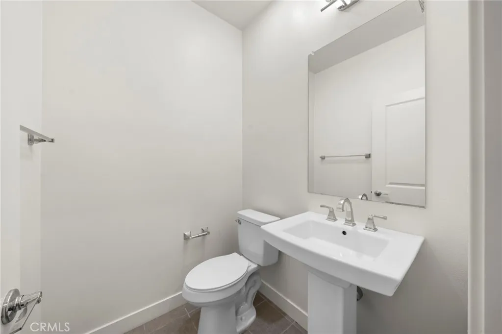 330 Via Amor Place, Fullerton, California 92832 home-pic-15