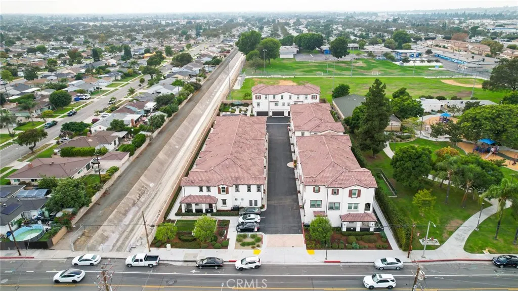 330 Via Amor Place, Fullerton, California 92832 home-pic-41