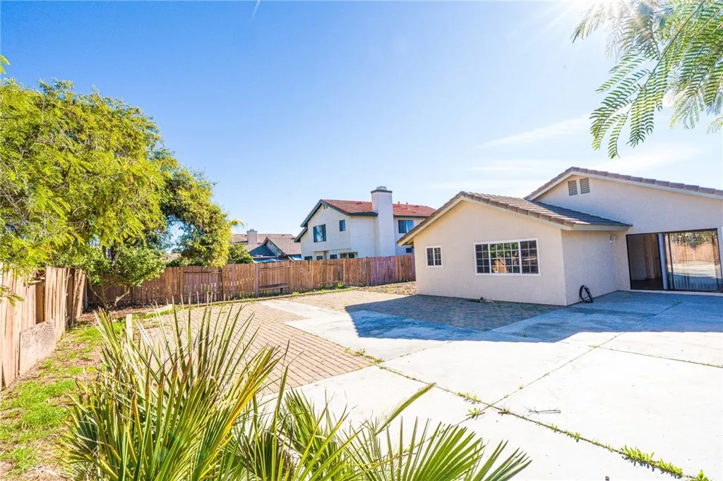 24410 Carman, Moreno Valley, California 92551 home-pic-15