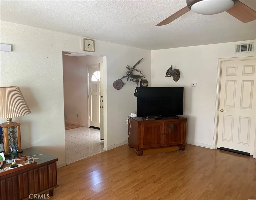 40135 Festival Road, Murrieta, California 92562 home-pic-12