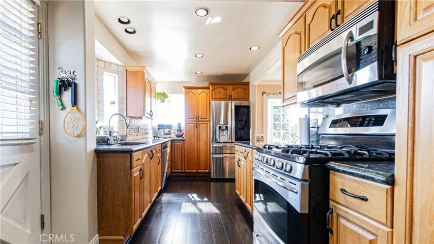 Spacious Kitchen
