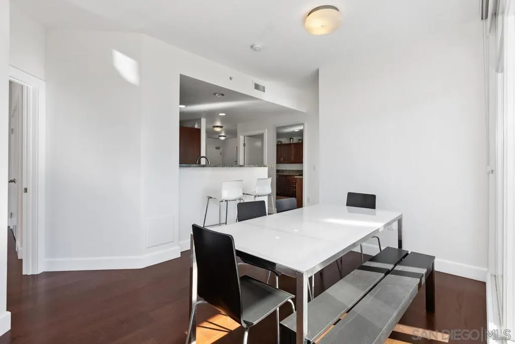 530 K St 303, San Diego, California 92101 home-pic-7
