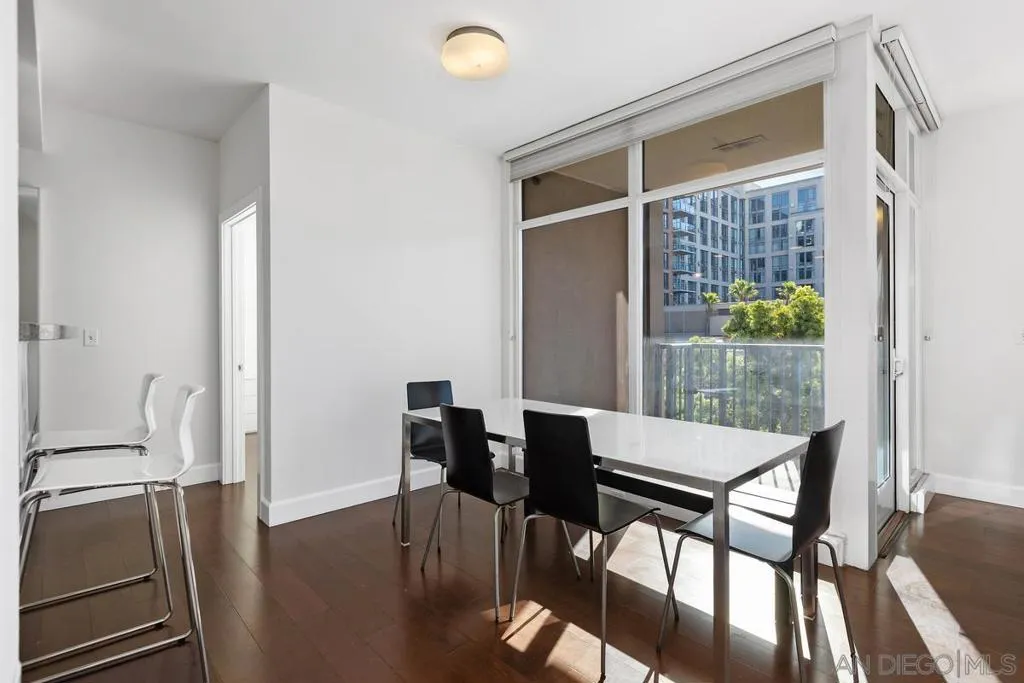 530 K St 303, San Diego, California 92101 home-pic-8