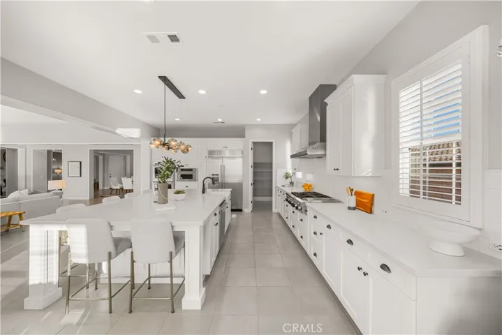267 N Baldy Vista, Glendora, California 91741