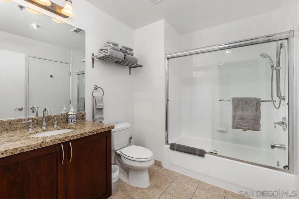 427 9th Ave 601, San Diego, California 92101 home-pic-13