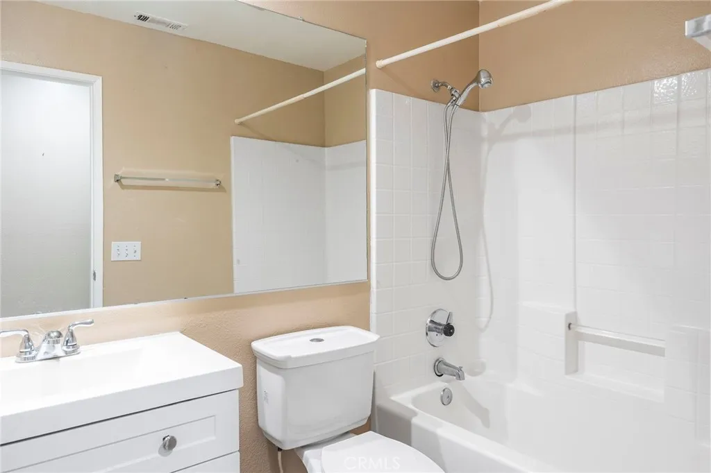 22905 Canyon View Drive, Corona, California 92883 home-pic-14