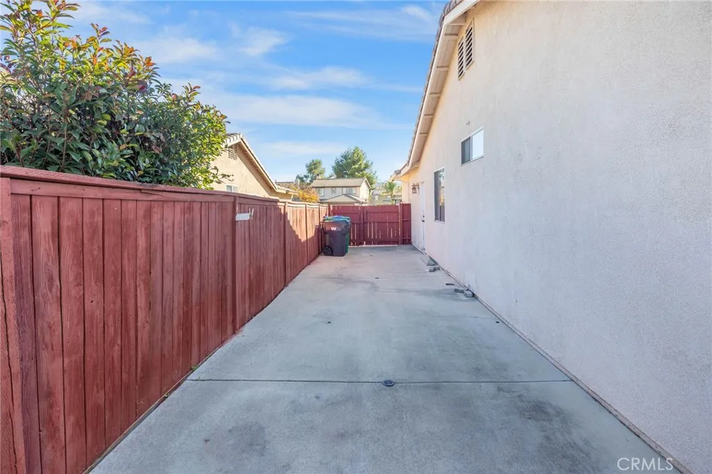22905 Canyon View Drive, Corona, California 92883 home-pic-21