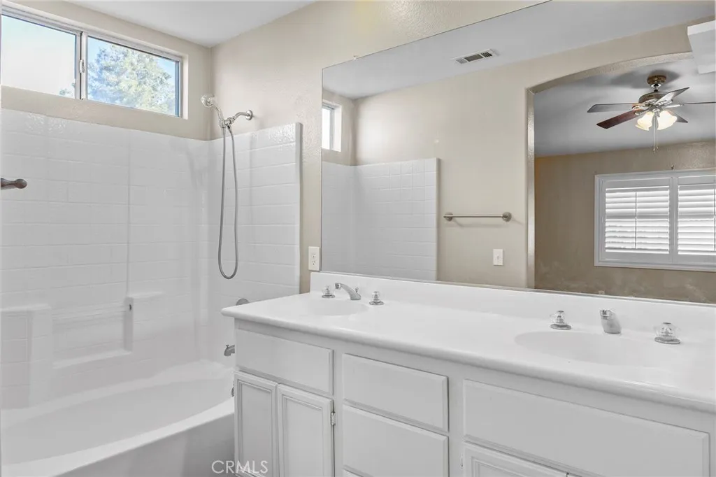 22905 Canyon View Drive, Corona, California 92883 home-pic-19