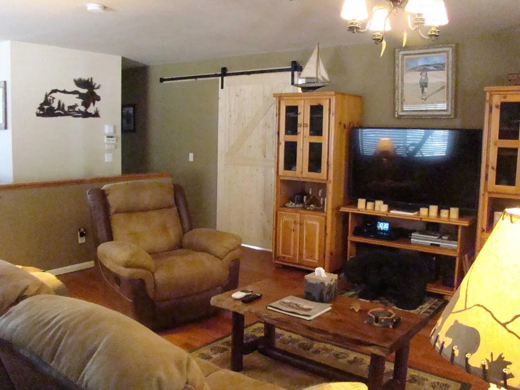 230 Vista Avenue, Sugarloaf, California 92386 home-pic-6