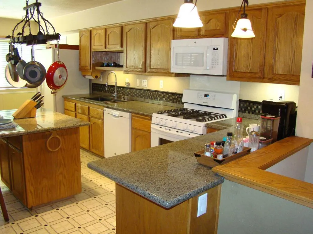 230 Vista Avenue, Sugarloaf, California 92386 home-pic-11