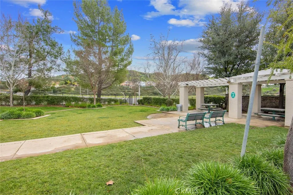 28534 Old Spanish, Saugus, California 91390 home-pic-24