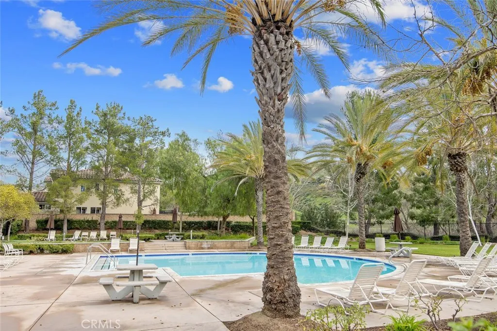 28534 Old Spanish, Saugus, California 91390 home-pic-27