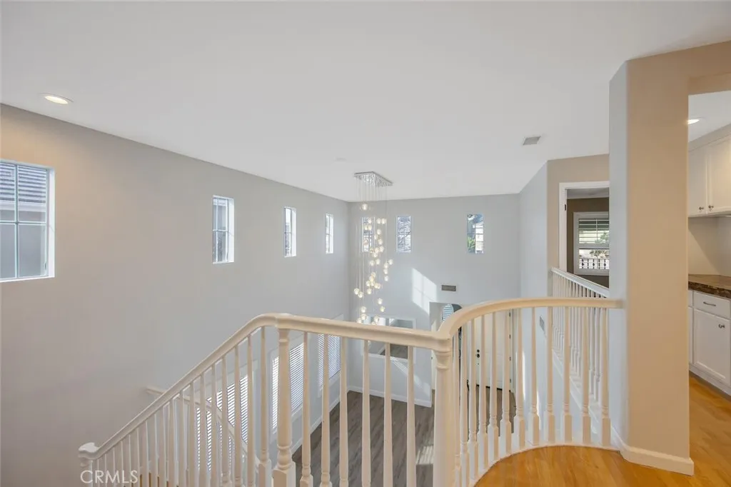 28534 Old Spanish, Saugus, California 91390 home-pic-15