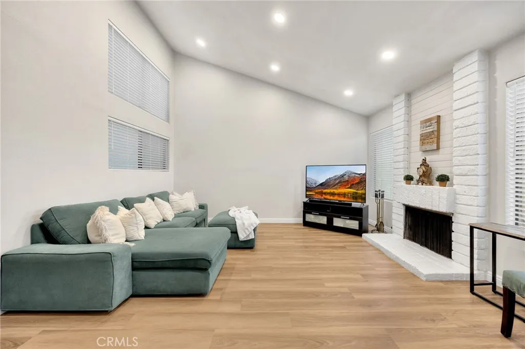149 Spring Court, Brea, California 92821 home-pic-3