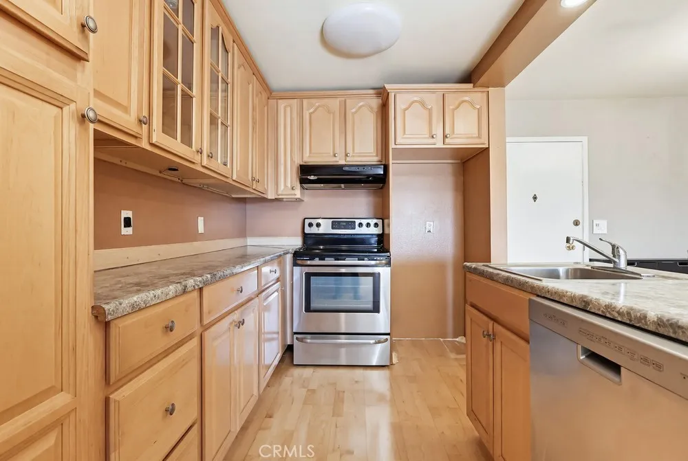 5585 E Pacific Coast E 353, Long Beach, California 90804 home-pic-17