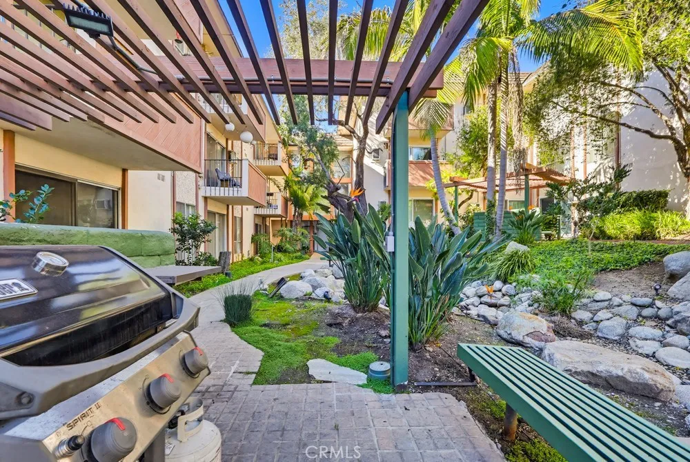 5585 E Pacific Coast E 353, Long Beach, California 90804 home-pic-44