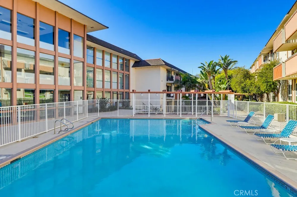 5585 E Pacific Coast E 353, Long Beach, California 90804 home-pic-47