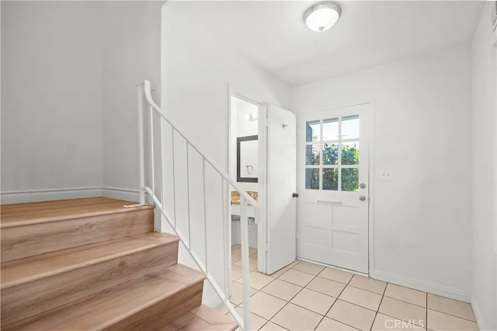 684 E Lee, Azusa, California 91702 home-pic-20