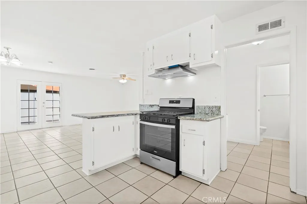 684 E Lee, Azusa, California 91702 home-pic-14