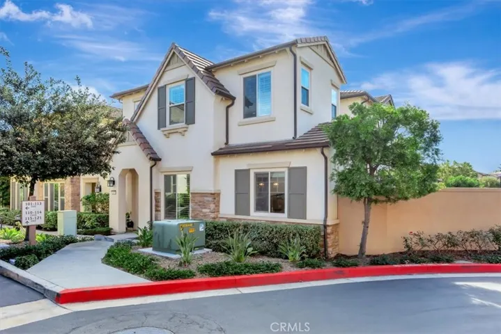 115 Primrose, Lake Forest, California 92610