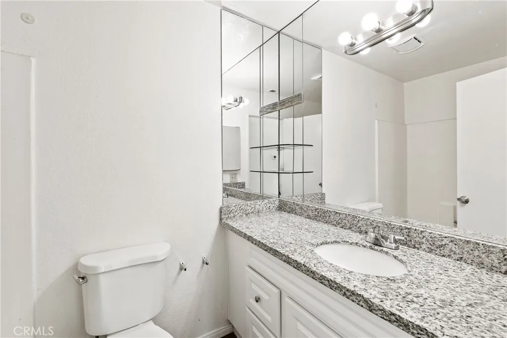 13341 Holbeck Court, Moreno Valley, California 92553 home-pic-20