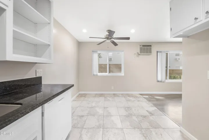 580 N Los Robles Dining 1