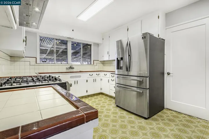 2375 2375 Andrade Ave, Richmond, California 94804