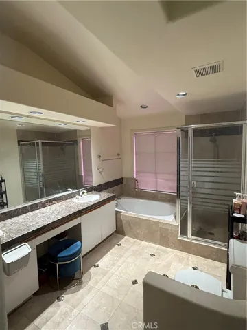 2100 Camellia Lane, Fullerton, California 92833